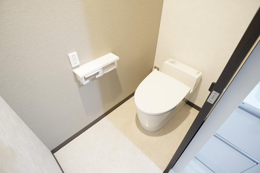 トイレ　303号室完成時の写真