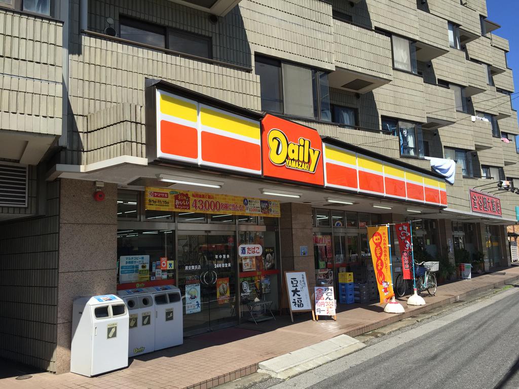 コンビニ　デイリーヤマザキ浦安舞浜店（コンビニ）まで436m