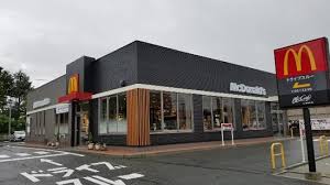 飲食店　マクドナルド286山形鉄砲町店（飲食店）まで734m