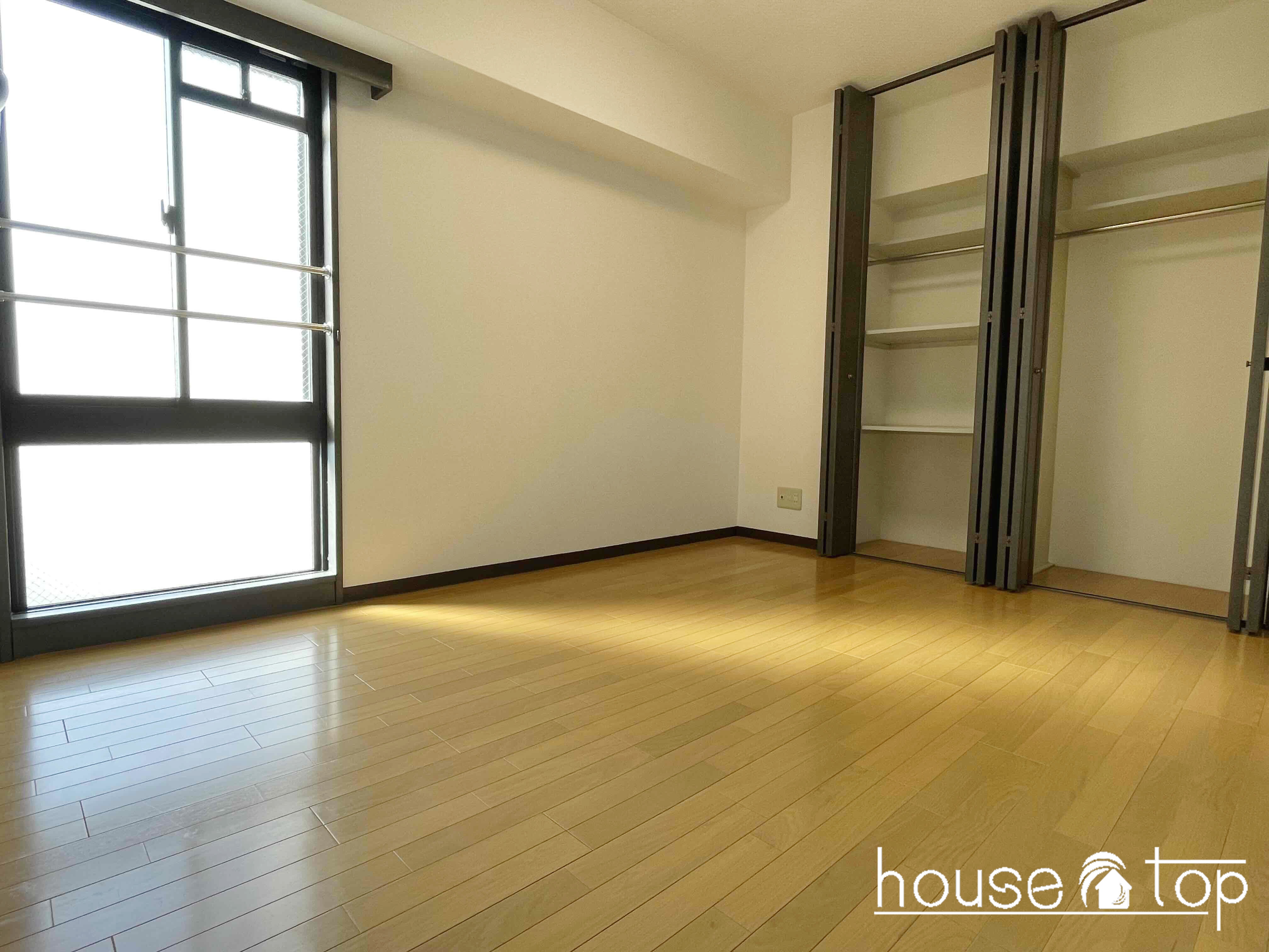 収納　全部屋収納あり