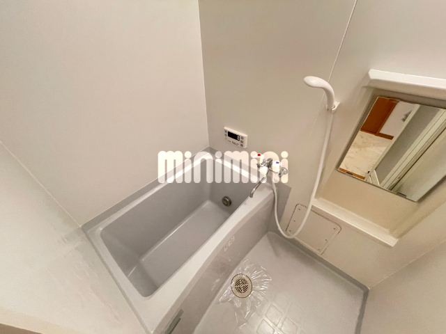 バス・シャワールーム　追い炊き付きです