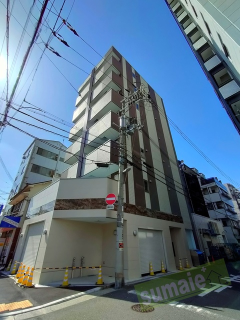 大阪市港区八幡屋のマンションの建物外観