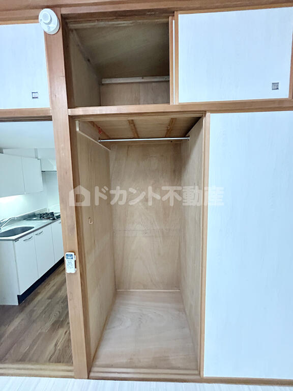 収納　クローゼット