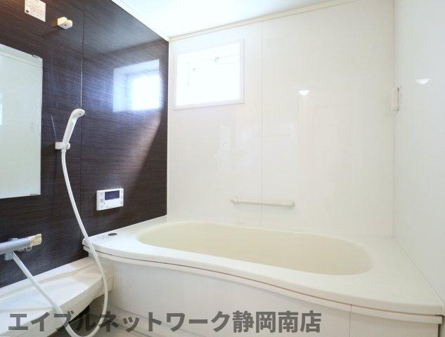 バス・シャワールーム　日々の暮らしに欠かせないお風呂です