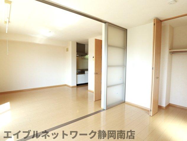 その他設備　使い勝手のいい洋室です