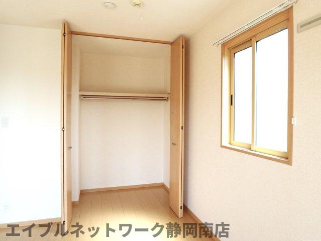収納　十分な収納スペースがあります