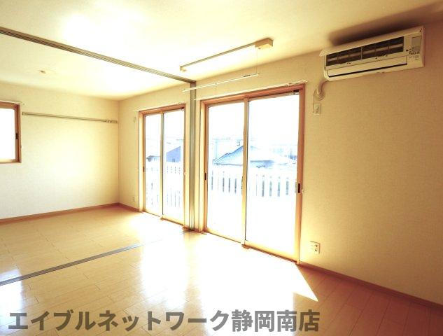 居室・リビング　ゆったり過ごせるリビングです