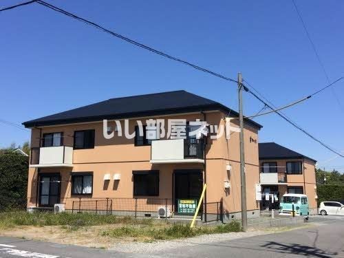 御前崎市門屋のアパートの建物外観