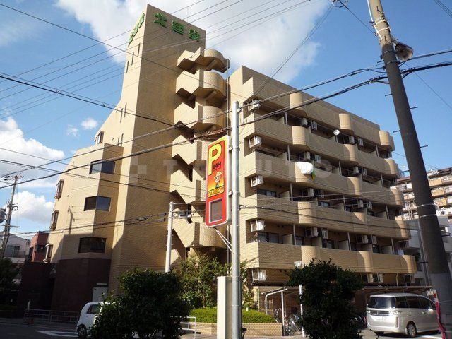 大阪市東淀川区豊里のマンションの建物外観