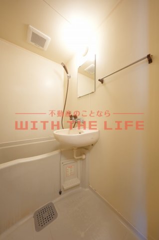 バス・シャワールーム　日々の疲れを癒すお風呂付です