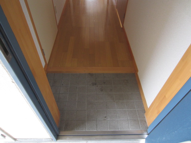玄関　2016年6月撮影