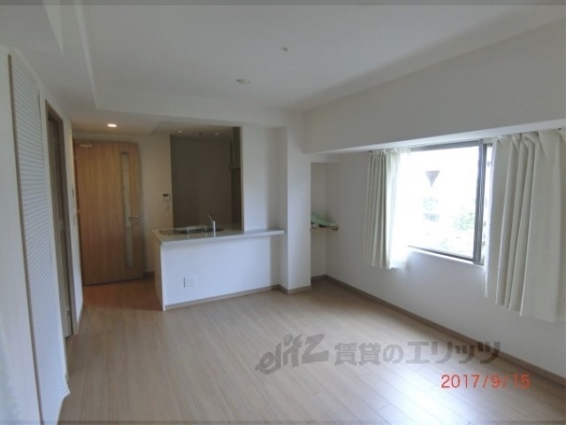 居室・リビング　居室