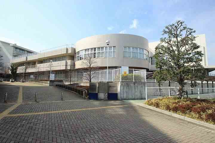 図書館　川越市立西図書館（図書館）まで1059m