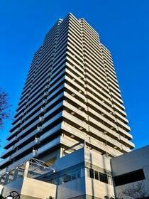 【さいたま市中央区上落合のマンションの建物外観】