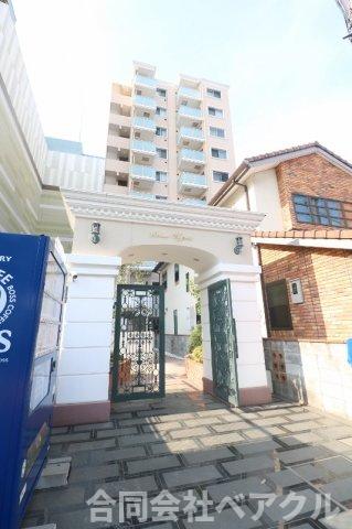 建物外観　落ち着いた雰囲気の外観です