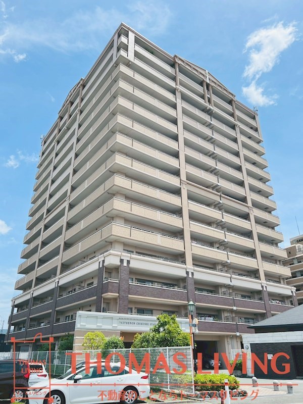 建物外観　最上階ならではの見晴らし、眺望良好です！