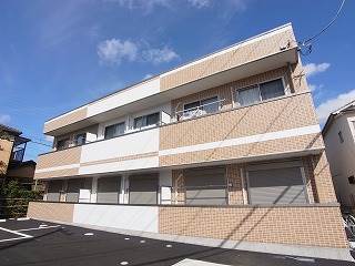 建物外観　総タイル張り