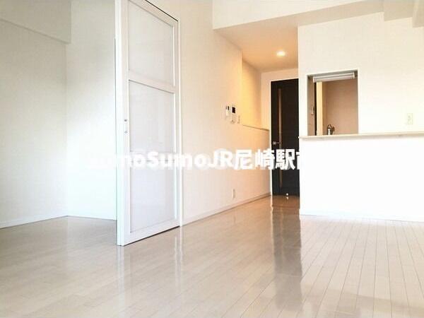 居室・リビング　ゆったりとした居間です