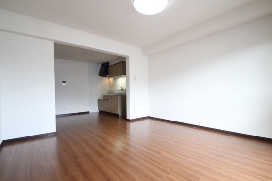 居室・リビング　※別号屋の写真です