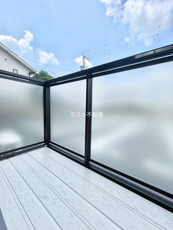 バルコニー　写真は同タイプ、別物件の写真となります。