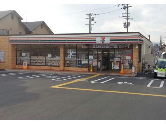 コンビニ　セブンイレブン大津南志賀4丁目店（コンビニ）まで421m