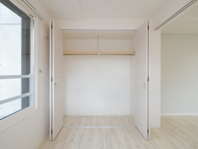 収納　壁一面の大型クローゼットです！