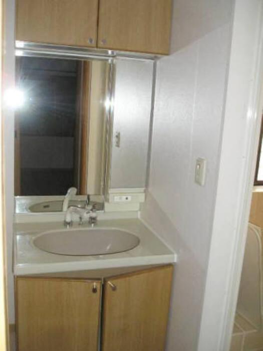 洗面設備　洗髪洗面化粧台