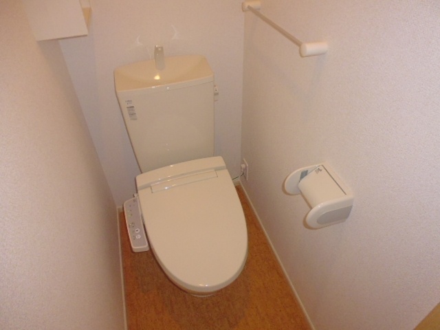 トイレ　シャワー付きトイレ