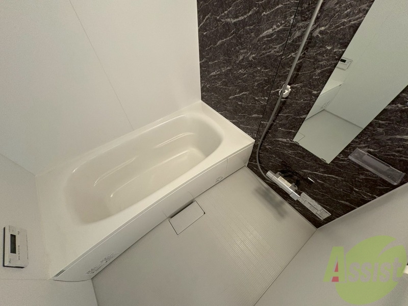 バス・シャワールーム　追い炊き機能付きでいつでも温かいお風呂に入れますね。