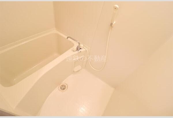 バス・シャワールーム　実際と異なる場合は現況優先です。