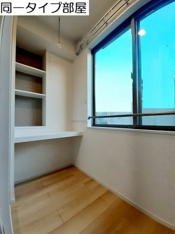 その他部屋・スペース　サンルーム。雨の日や冬でも安心して洗濯物が干せます！