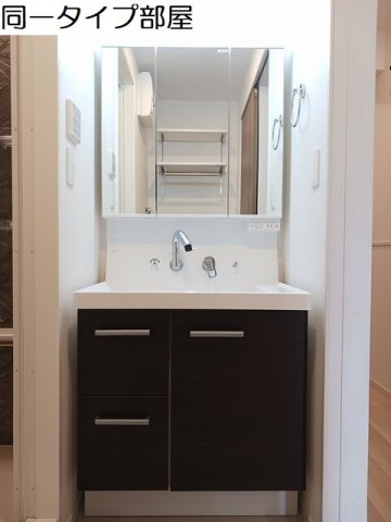 洗面設備　忙しい朝には欠かせない洗面所です