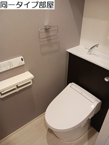 トイレ　ゆったりとした空間のトイレです