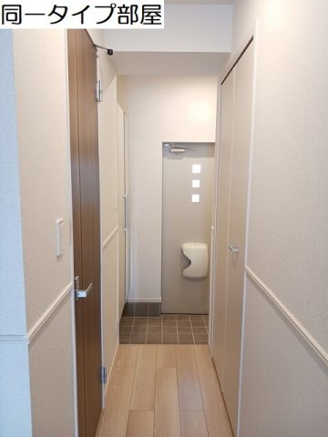 玄関　明るい玄関です