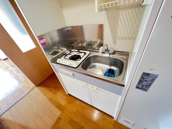 キッチン　※別号室の写真です