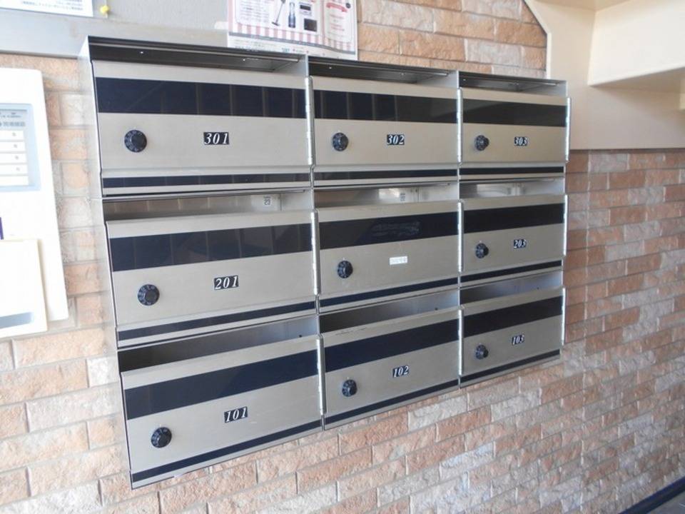 エントランス　メールBOX