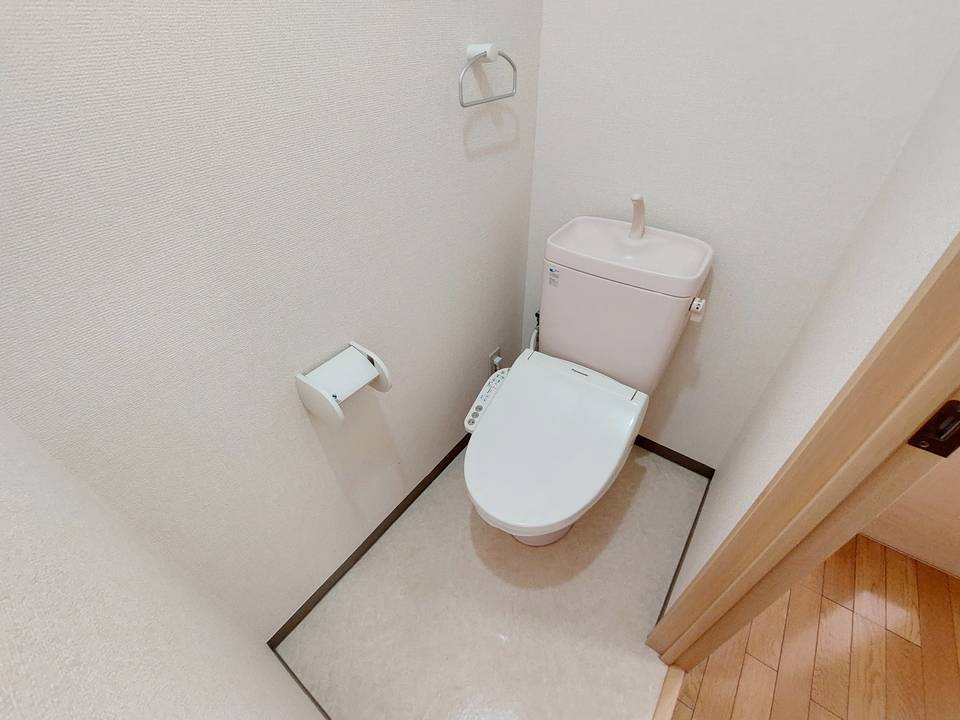 トイレ　トイレ