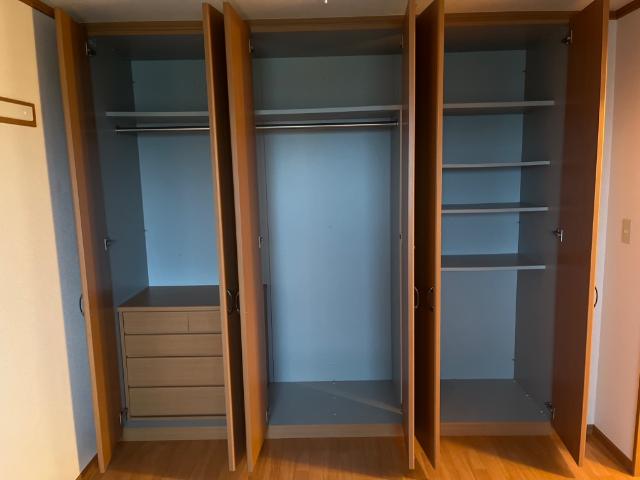 収納　北洋室収納