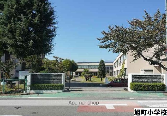 小学校　松本市小学校旭町小学校（小学校）まで573m