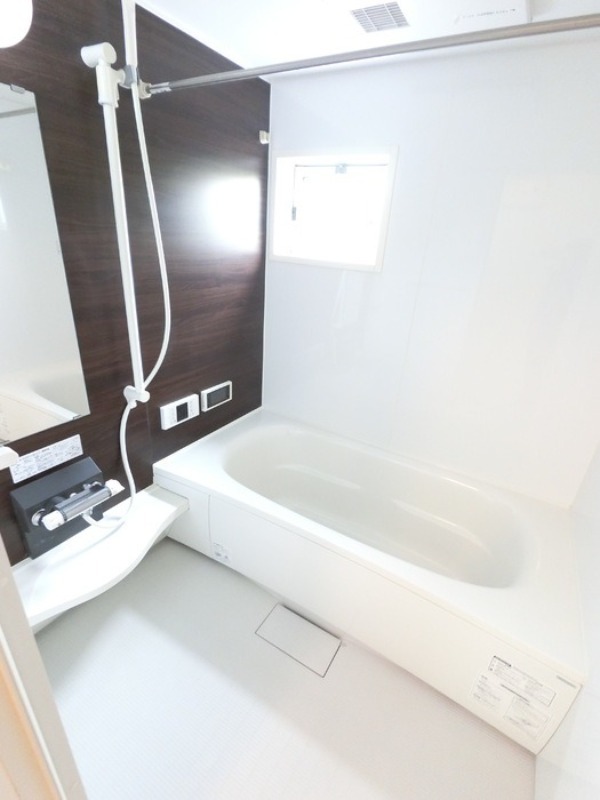 バス・シャワールーム　図面と現状に相違がある場合には現状を優先