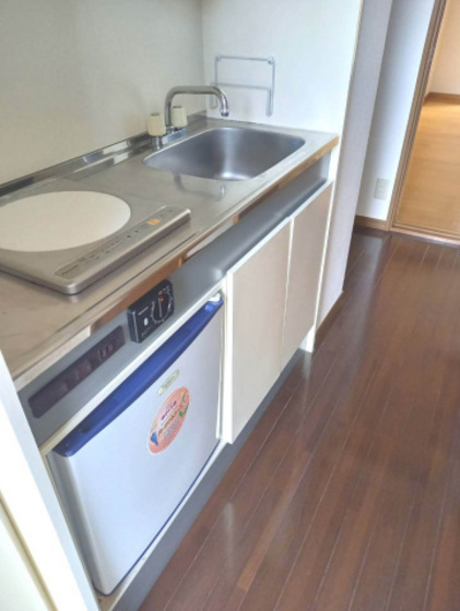 キッチン　※別部屋の写真です