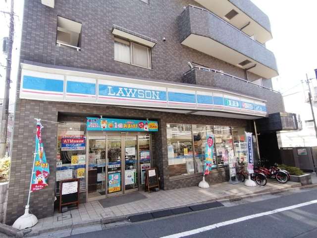 コンビニ　ローソンストア１００（コンビニ）まで774m