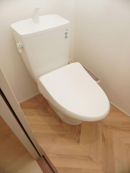 トイレ　トイレ