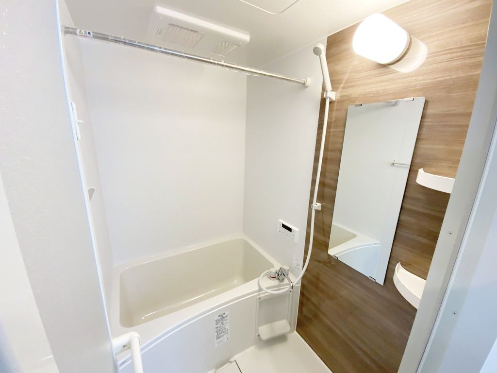バス・シャワールーム　バス