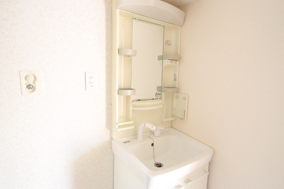 洗面設備　※別部屋の写真です