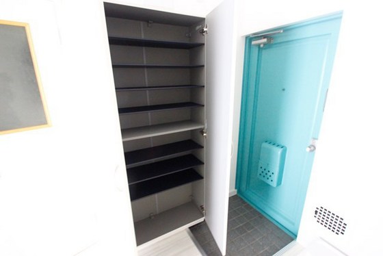 玄関　※別部屋の写真です