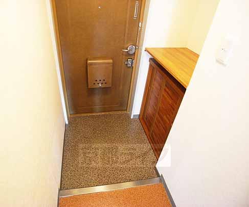 玄関　シューズボックスも付いてます。