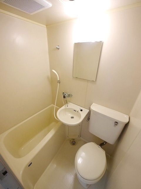 バス・シャワールーム　★キレイなバスルーム★