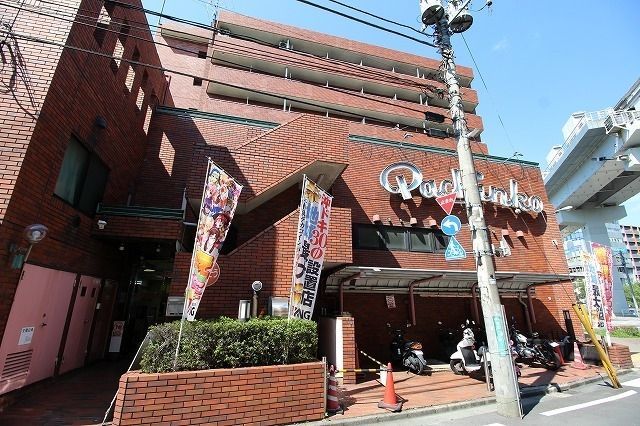 建物外観　★きれいな外観・１階はセブンイレブンです♪☆