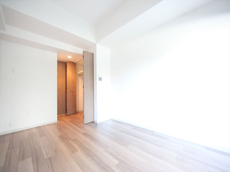 居室・リビング　洋室8帖　クローゼット付（収納充実してます）